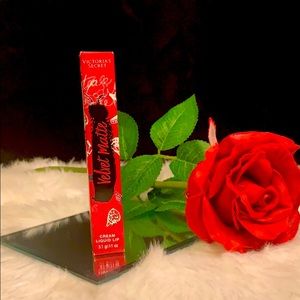 Victoria’s Secret cream liquid lip